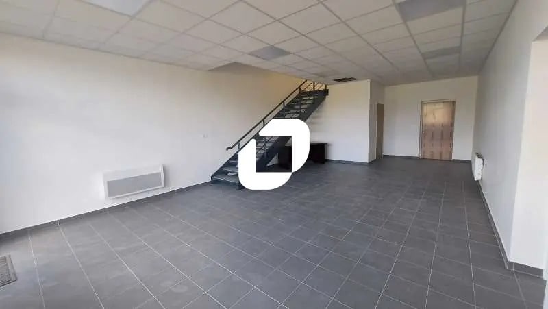 Local d'activités dans Buchelay à vendre - Photo intérieure – Image 3 sur 6