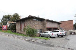 Plus de détails pour 95 New Litchfield St, Torrington, CT - Bureau à vendre