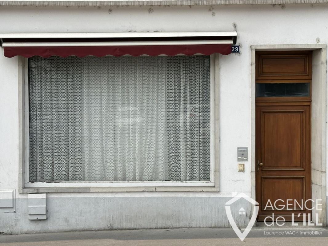 Bureau dans Sélestat à louer Photo de l’immeuble– Image 1 sur 4