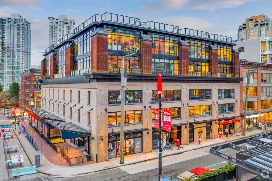 1110 Hamilton St, Vancouver, BC à louer - Photo de l’immeuble – Image 3 sur 4