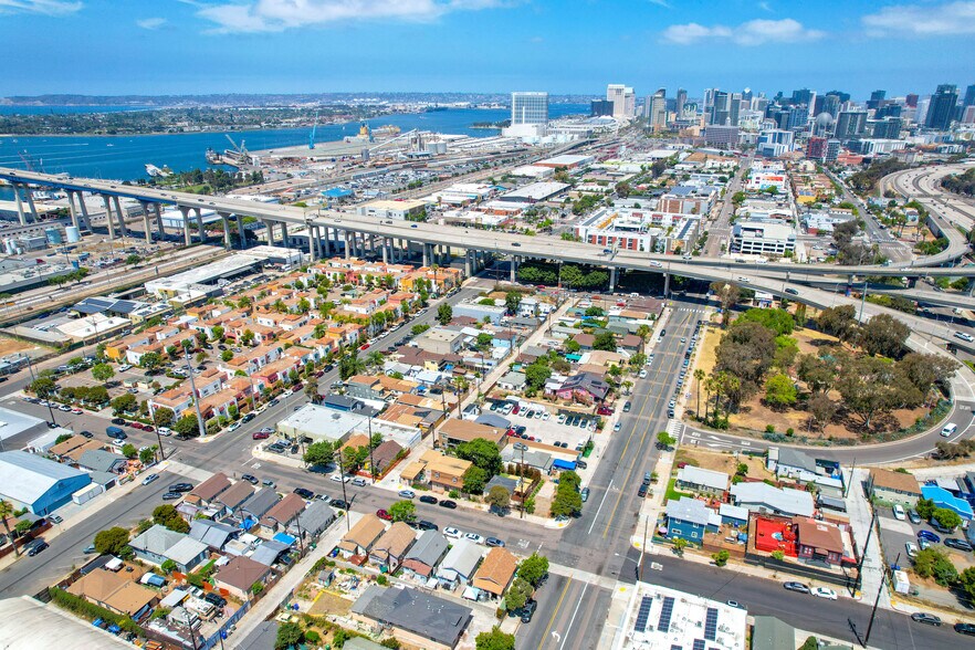 2075 National Ave, San Diego, CA à vendre - Aérien – Image 3 sur 6
