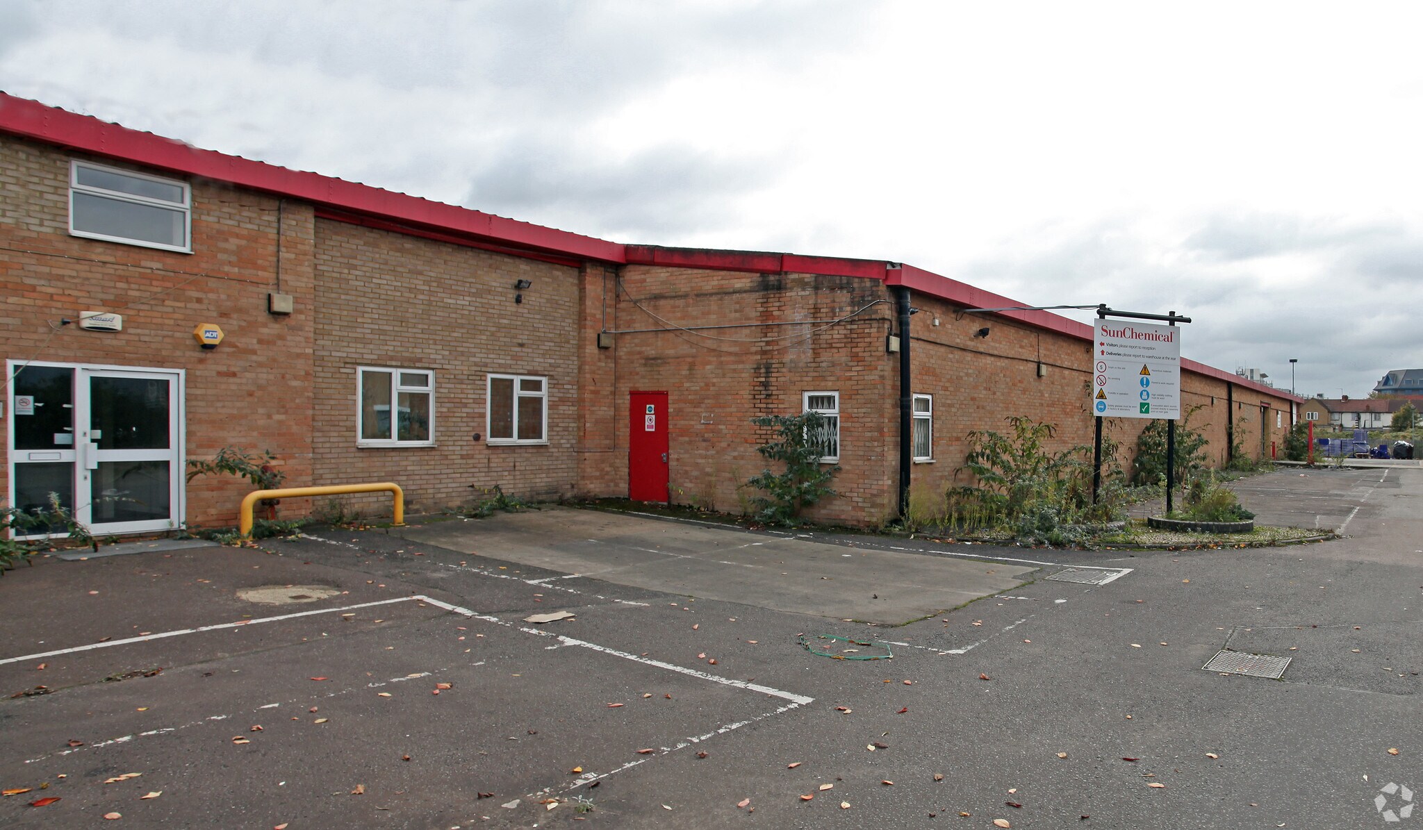 Albion Clos, Slough à louer Photo principale– Image 1 sur 6