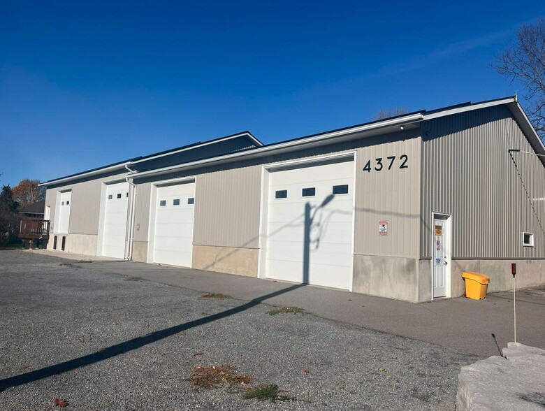 4372 Holmes Rd, Inverary, ON à louer - Photo de l’immeuble – Image 3 sur 7
