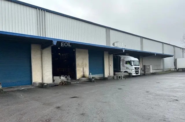 Plus de détails pour Industriel/Logistique à louer