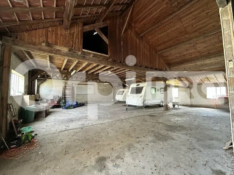 4 Impasse Source Madeleine, Vaux à vendre - Photo de l’immeuble – Image 1 sur 12