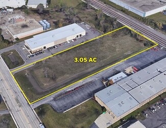 Plus de détails pour 913 Tower Rd, Mundelein, IL - Terrain à vendre