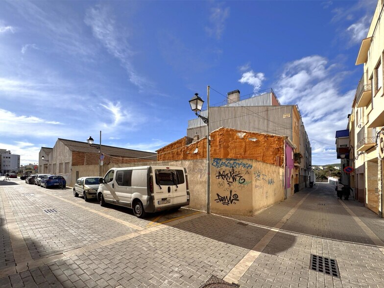 Terrain dans El Vendrell, Tarragona à vendre - Photo de l’immeuble – Image 2 sur 6