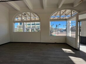 104 W Main St, Mesa, AZ à louer Photo intérieure– Image 2 sur 4