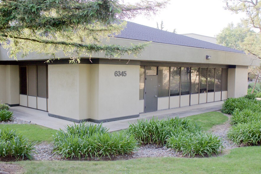 6345 Auburn Blvd, Citrus Heights, CA à vendre - Photo de l’immeuble – Image 2 sur 28