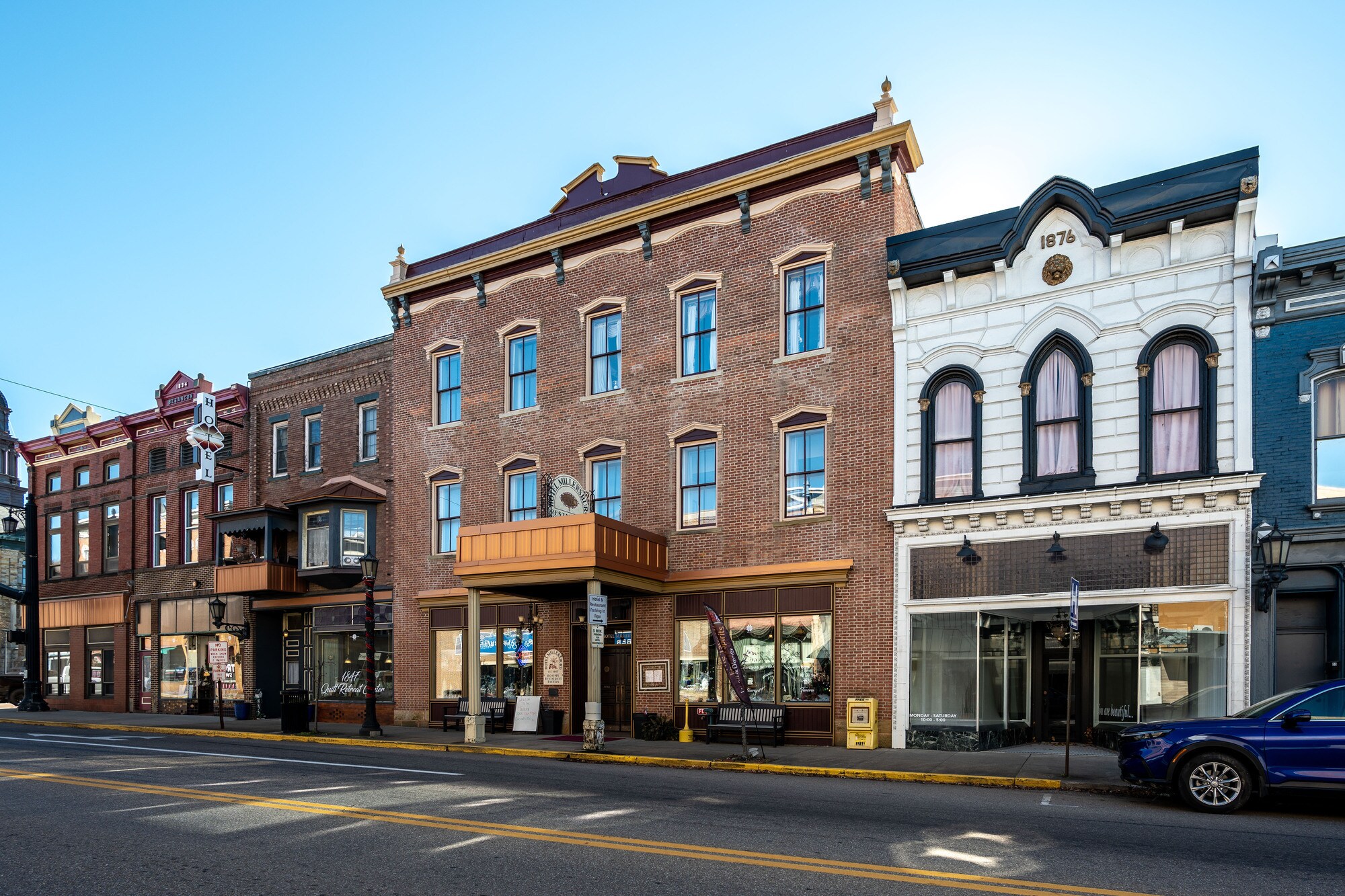 35 W Jackson St, Millersburg, OH à vendre Photo principale– Image 1 sur 21