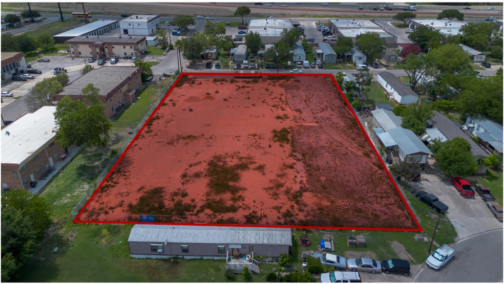943 King Arthur Dr, New Braunfels, TX à louer - Photo de l’immeuble – Image 2 sur 20