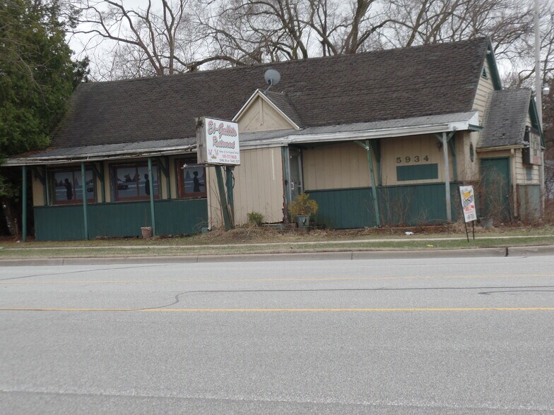 5934 Dixie Hwy, Saginaw, MI à vendre - Photo de l’immeuble – Image 2 sur 2