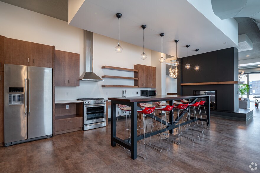811 Washington Ave S, Minneapolis, MN à louer - Photo intérieure – Image 3 sur 58