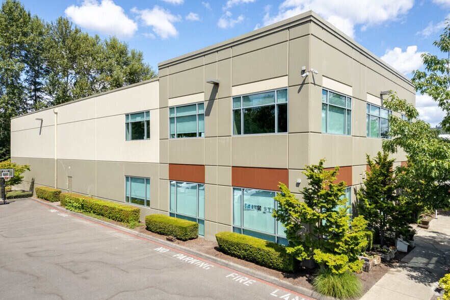 720 SW 34th St, Renton, WA à louer - Photo de l’immeuble – Image 3 sur 6