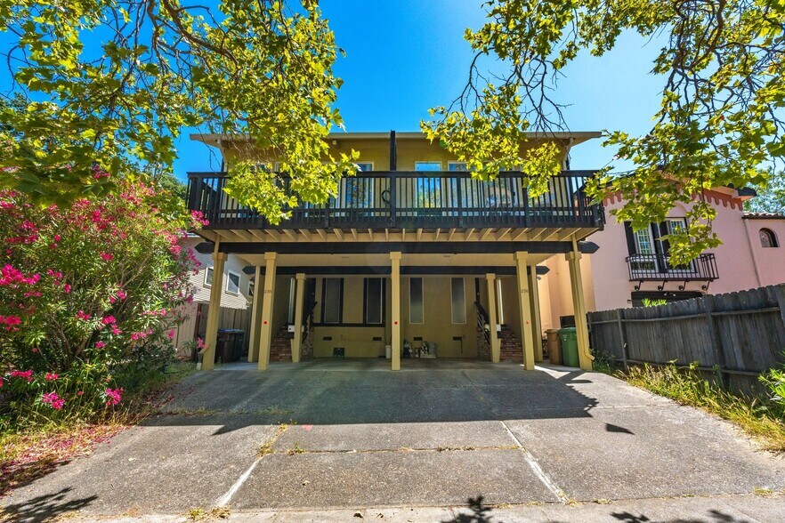 236 C St, San Rafael, CA à vendre - Photo principale – Image 1 sur 1