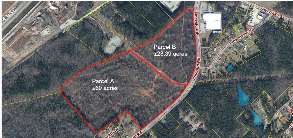 1901 Emerald Road, Greenwood, SC à vendre - Photo de l’immeuble – Image 1 sur 3