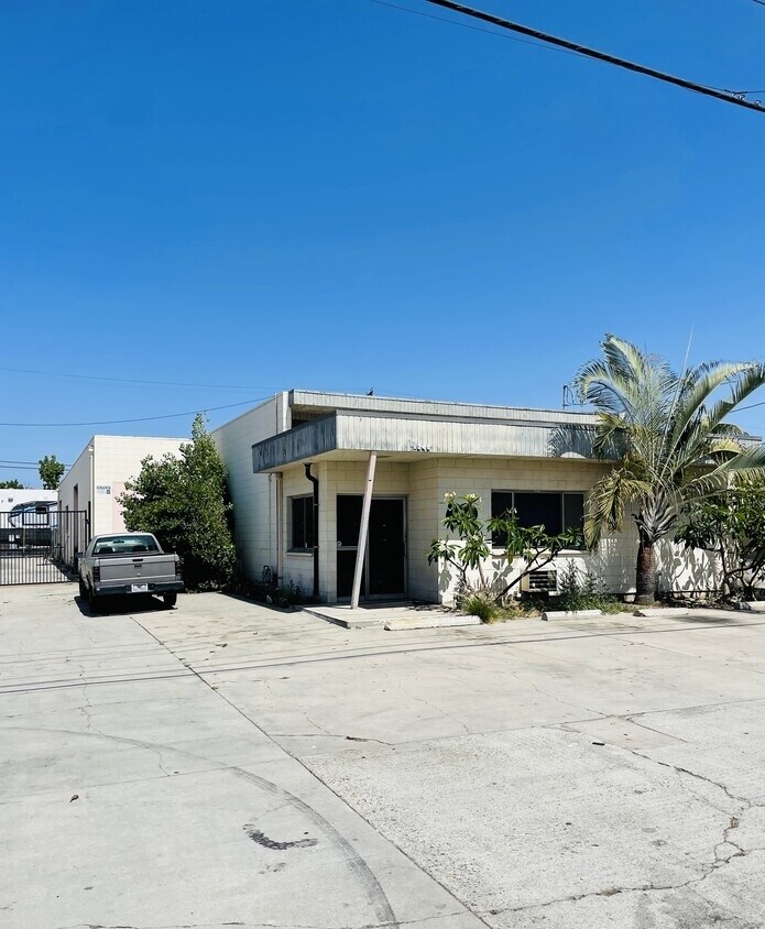 8348 Secura Way, Santa Fe Springs, CA à vendre Photo principale– Image 1 sur 17