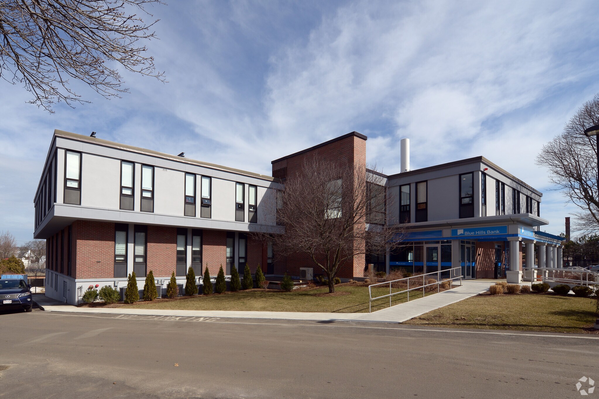 480 Adams St, Milton, MA à louer Photo principale– Image 1 sur 5