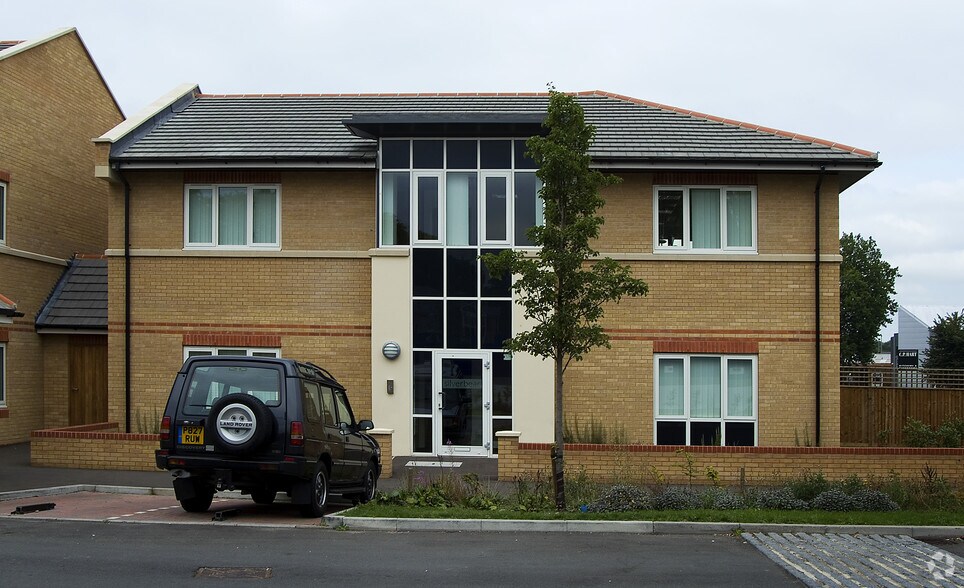 1 Faraday Rd, Guildford à louer - Photo de l’immeuble – Image 3 sur 3