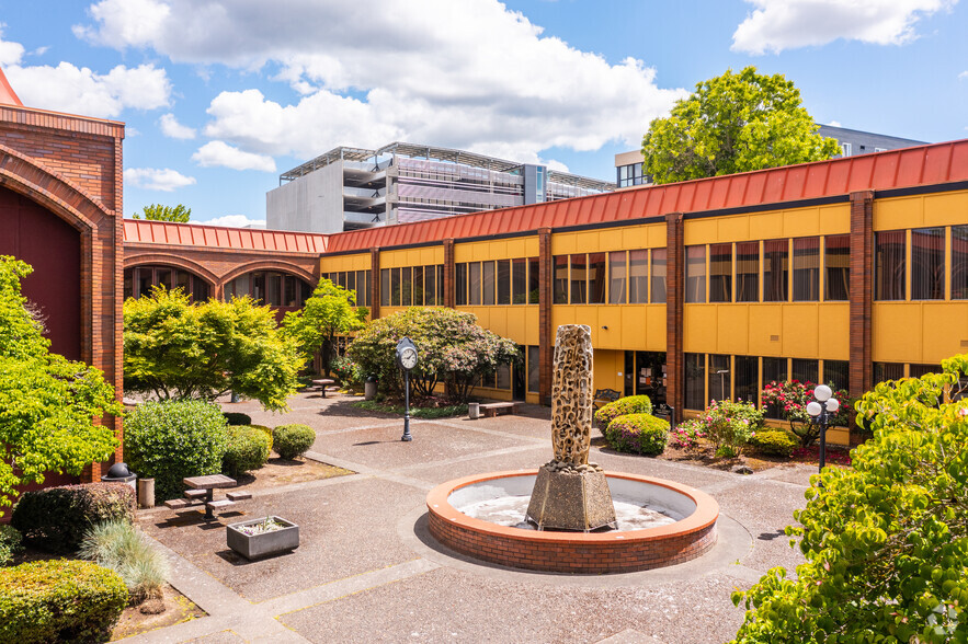 3800 SW Cedar Hills Blvd, Beaverton, OR à louer - Photo de l’immeuble – Image 3 sur 8