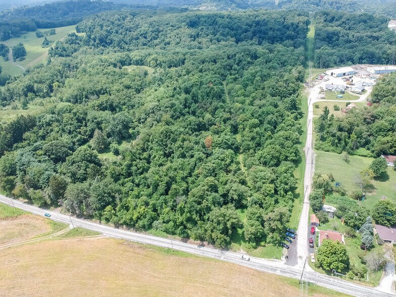 245 Everglade Rd, Greensburg, PA à vendre - Photo de l’immeuble – Image 2 sur 7