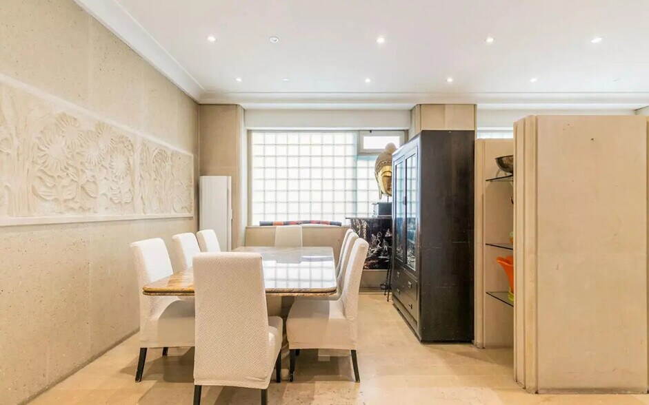 Local commercial dans Paris à vendre - Photo intérieure – Image 3 sur 9