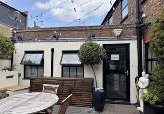 Plus de détails pour 48e Percy Rd, Londres - Bureau/Médical à louer