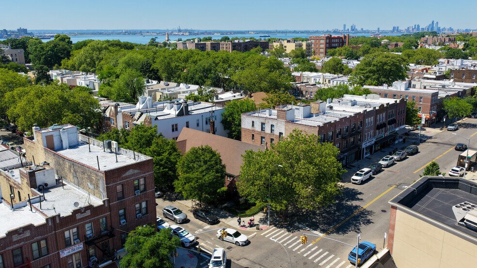 9020 3rd Ave, Brooklyn, NY à vendre - Photo de l’immeuble – Image 2 sur 4