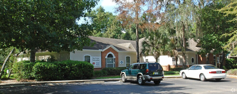 4141 NW 37th Pl, Gainesville, FL à vendre - Photo de l’immeuble – Image 2 sur 26