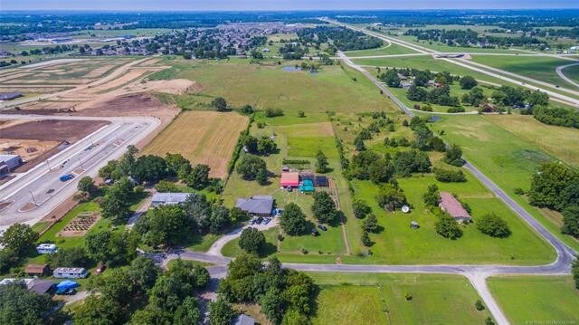 12212 N 135th E Ave, Collinsville, OK à vendre - Aérien – Image 2 sur 5