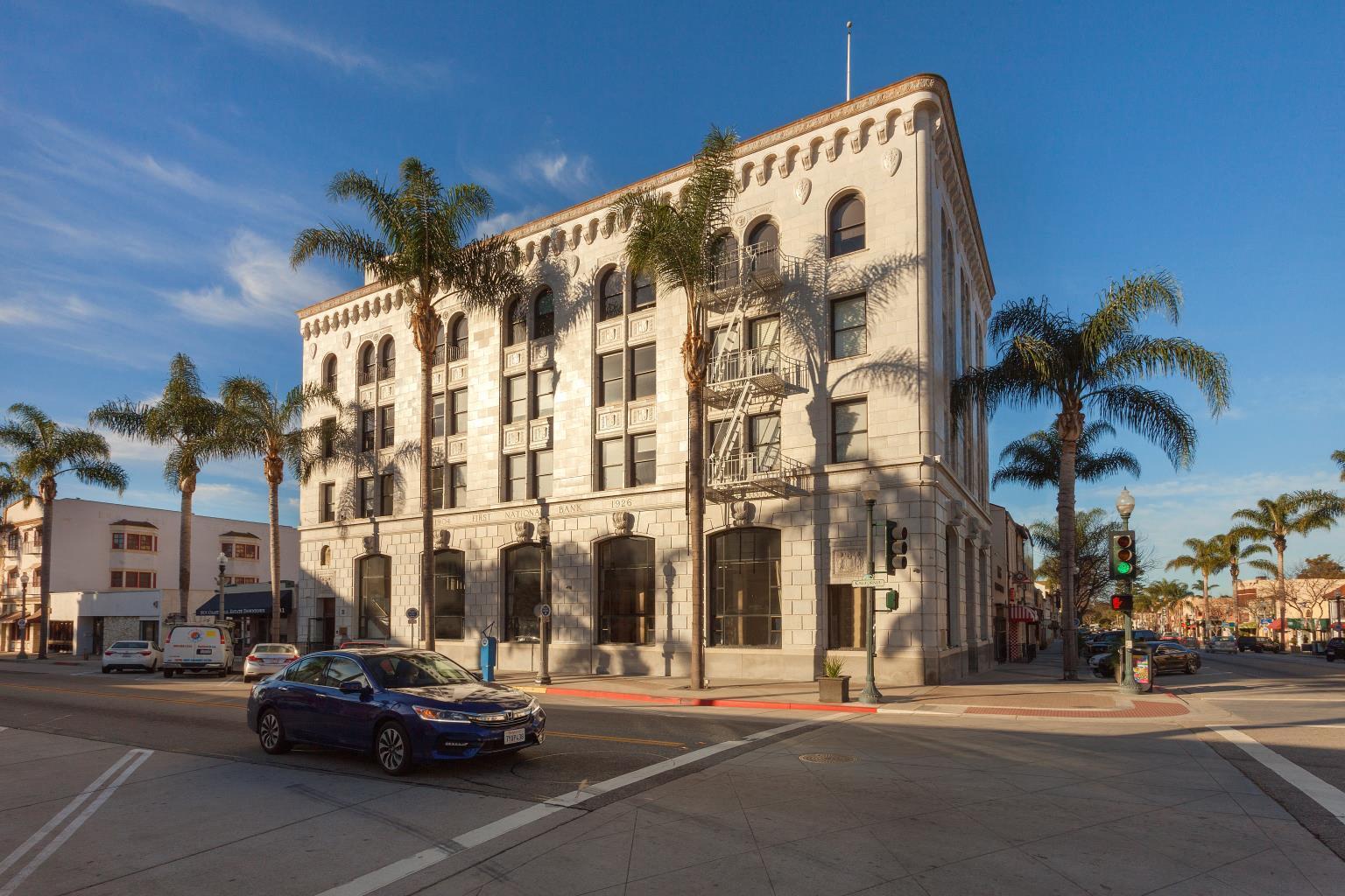 21 S California St, Ventura, CA à louer Photo principale– Image 1 sur 19