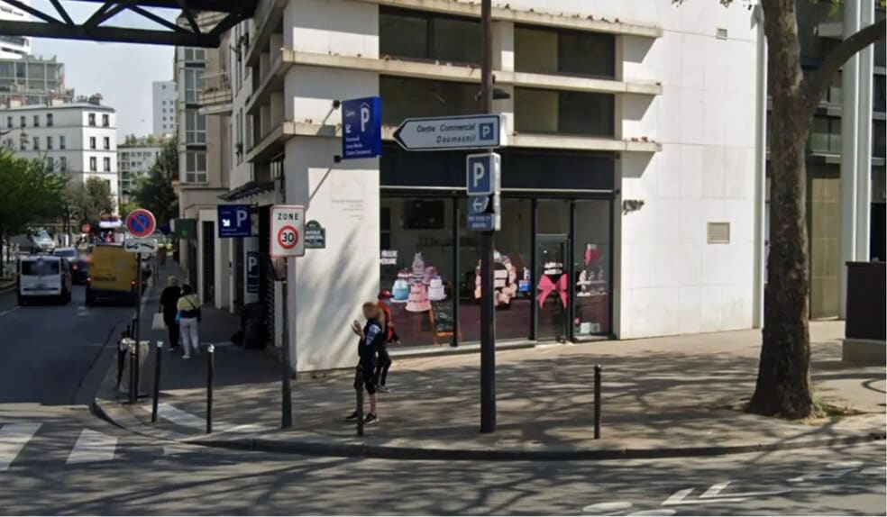 129 Bis-133 Avenue Daumesnil, Paris à louer - Photo de l’immeuble – Image 1 sur 1