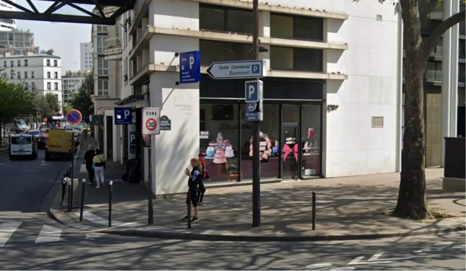 129 Bis-133 Avenue Daumesnil, Paris à louer Photo de l’immeuble– Image 1 sur 2