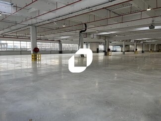 Plus de détails pour 56 Avenue Louis Roche, Gennevilliers - Local d'activités à louer