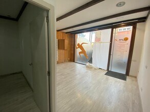 Local commercial dans Santa Margarida de Montbui, Barcelona à louer Photo intérieure– Image 2 sur 14