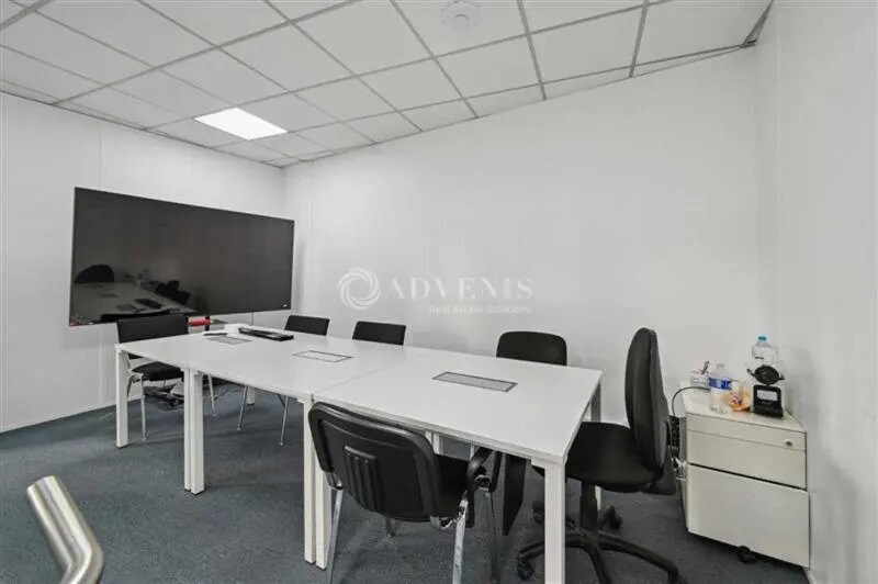 Bureau dans Montrouge à louer - Photo de l’immeuble – Image 3 sur 5