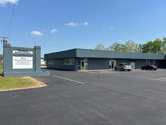 Plus de détails pour 724 Airways Blvd, Jackson, TN - Local d'activités à louer