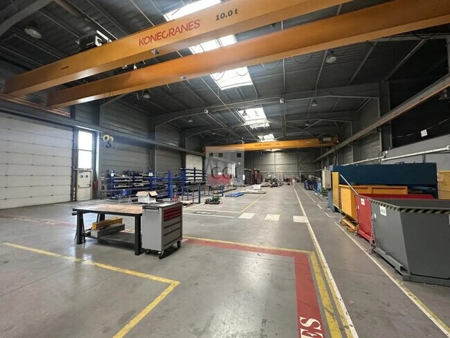 Plus de détails pour Industriel/Logistique à louer