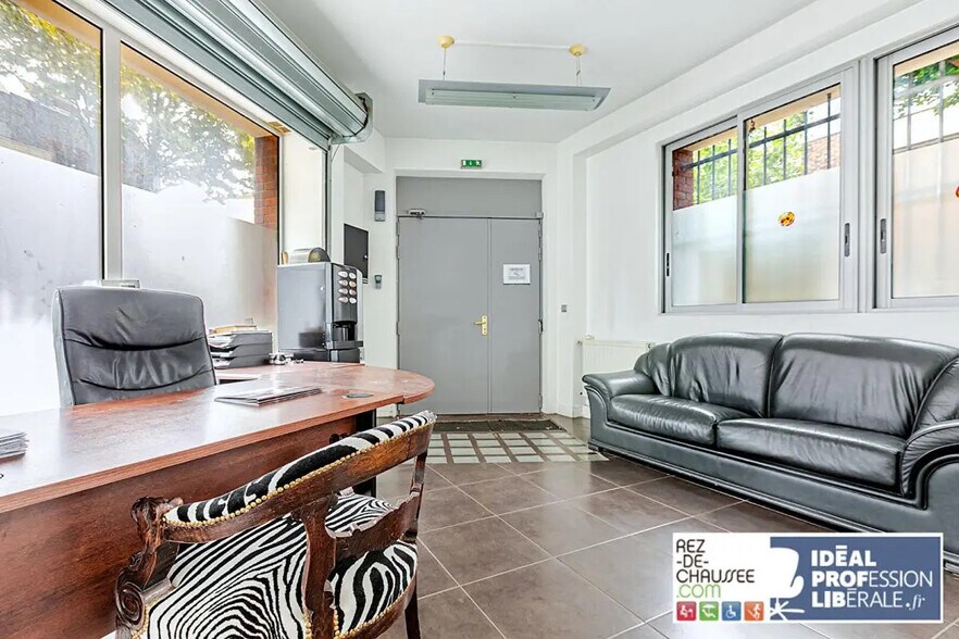 Local commercial dans Issy-les-Moulineaux à vendre - Photo intérieure – Image 2 sur 11