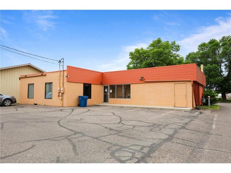 20 S 32nd Ave S, Saint Cloud, MN à louer - Photo de l’immeuble – Image 3 sur 9