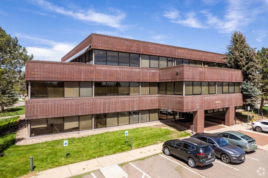 4845 Pearl East Cir, Boulder, CO à louer - Photo principale – Image 1 sur 8