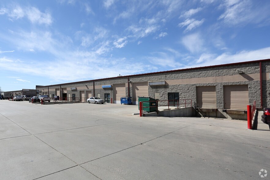 5800 E 58th Ave, Commerce City, CO à louer - Photo de l’immeuble – Image 2 sur 3