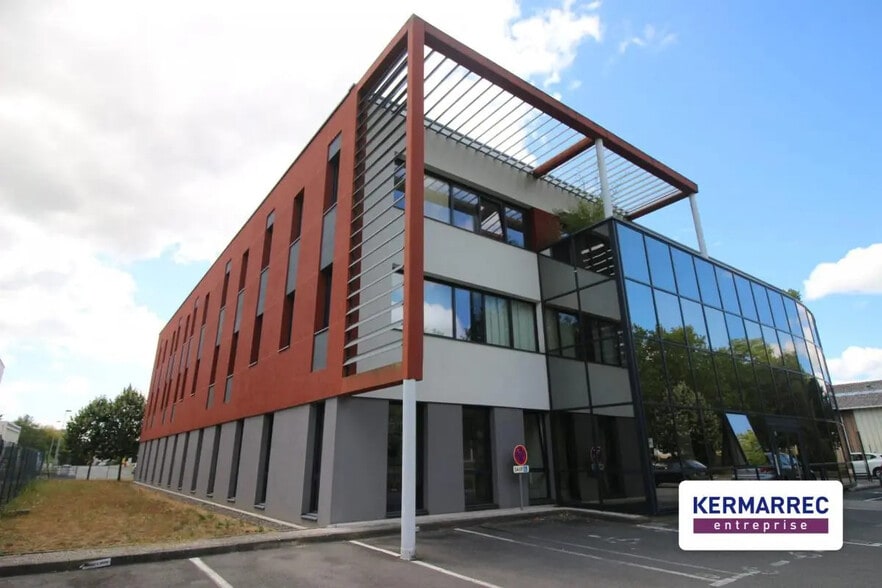 Bureau dans Saint-Grégoire à vendre - Photo de l’immeuble – Image 1 sur 5