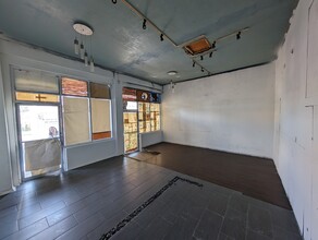 2101 N School St, Honolulu, HI à louer Photo intérieure– Image 1 sur 5