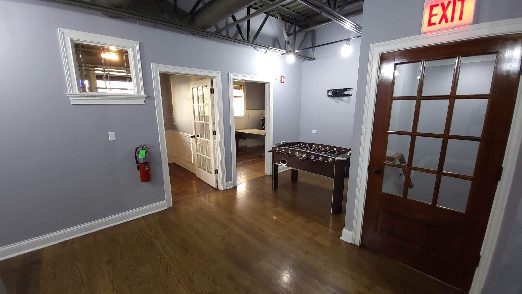 9550 W Sergo Dr, McCook, IL à louer Photo intérieure– Image 1 sur 18