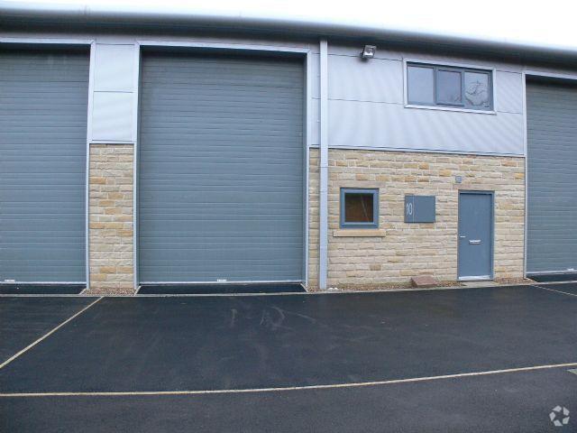Colliers Way, Clayton West à louer - Photo de l’immeuble – Image 2 sur 7