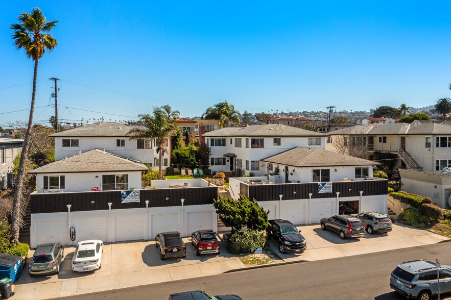 124-128 Palos Verdes Blvd, Redondo Beach, Redondo Beach, CA à vendre - Photo principale – Image 1 sur 31