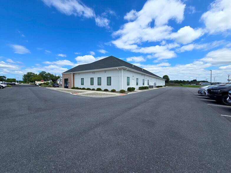 51 Fallon Ave, Seaford, DE à louer - Photo de l’immeuble – Image 3 sur 8