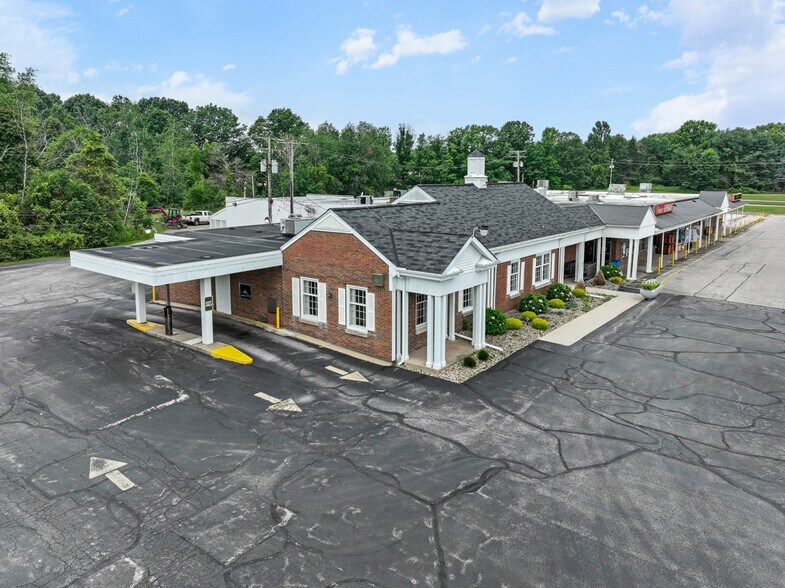 Cuyahoga Falls & North Kingsville portefeuille de 2 biens à vendre sur LoopNet.fr - Photo de l’immeuble – Image 1 sur 18