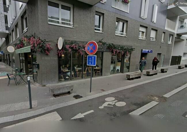 Plus de détails pour Local commercial à vendre